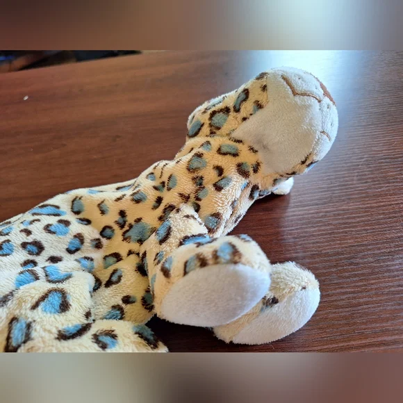 Adorable Tan and Blue Leopard Kids Purse Very Good Condition Zipper Pocket. - Picture 6 of 6